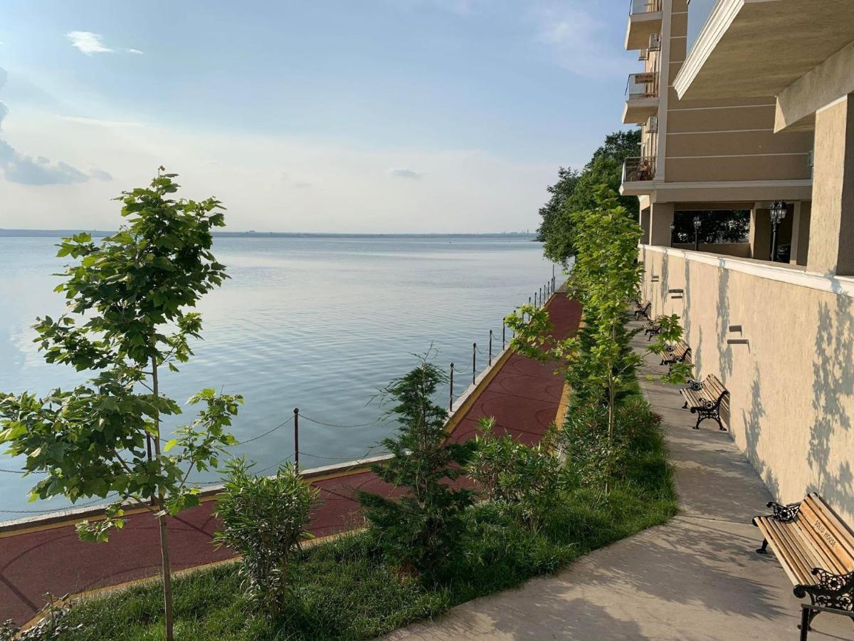 Apartment Sunset Lake View Mamaia Exterior photo
